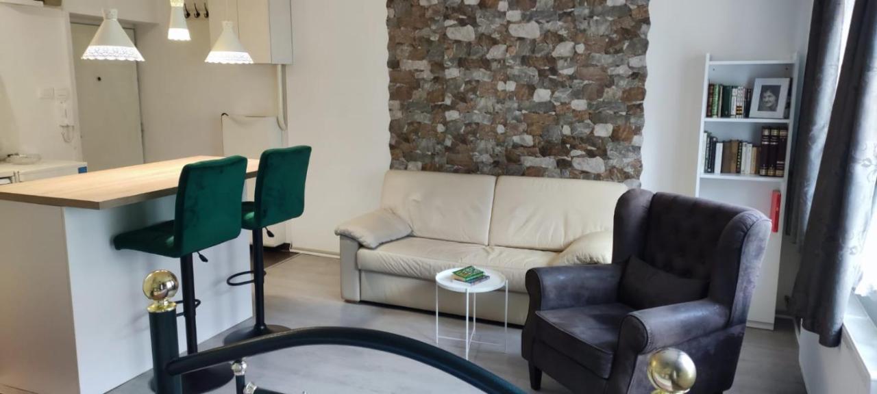 Elite Deluxe Apartment *