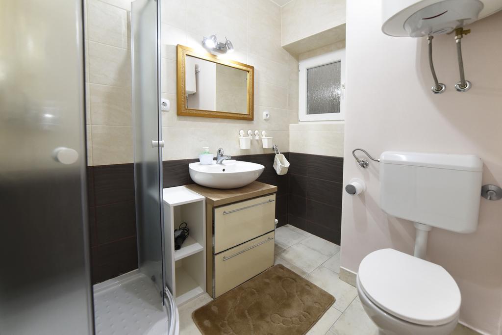 Elite Deluxe * Zagreb